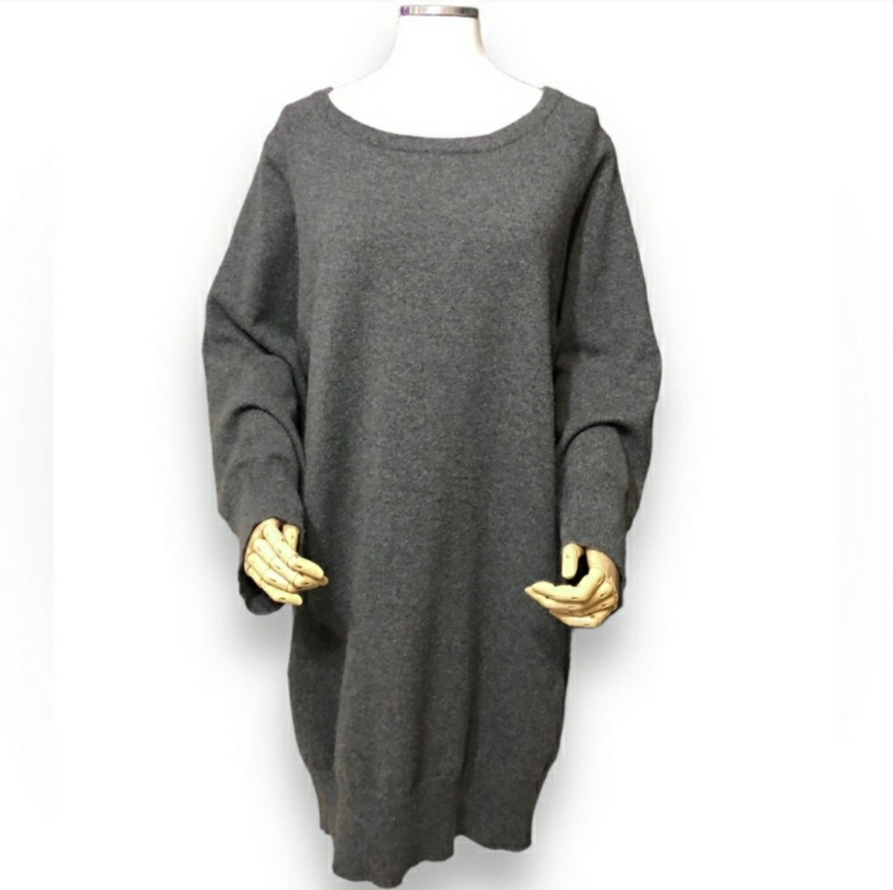 DONNA KARAN 100% Cashmere Sweater Dress